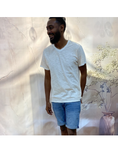 T-shirt flammé beige blanc col V homme | pole sud | Boutique à Castelsarrasin