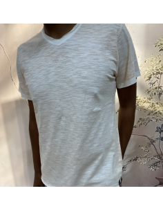 T-shirt flammé beige blanc col V homme | pole sud | Boutique à Castelsarrasin 2
